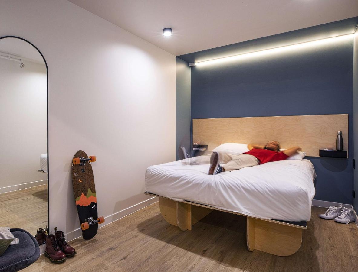 Lylo Auckland Hotel Eksteriør bilde A bedroom at the hotel